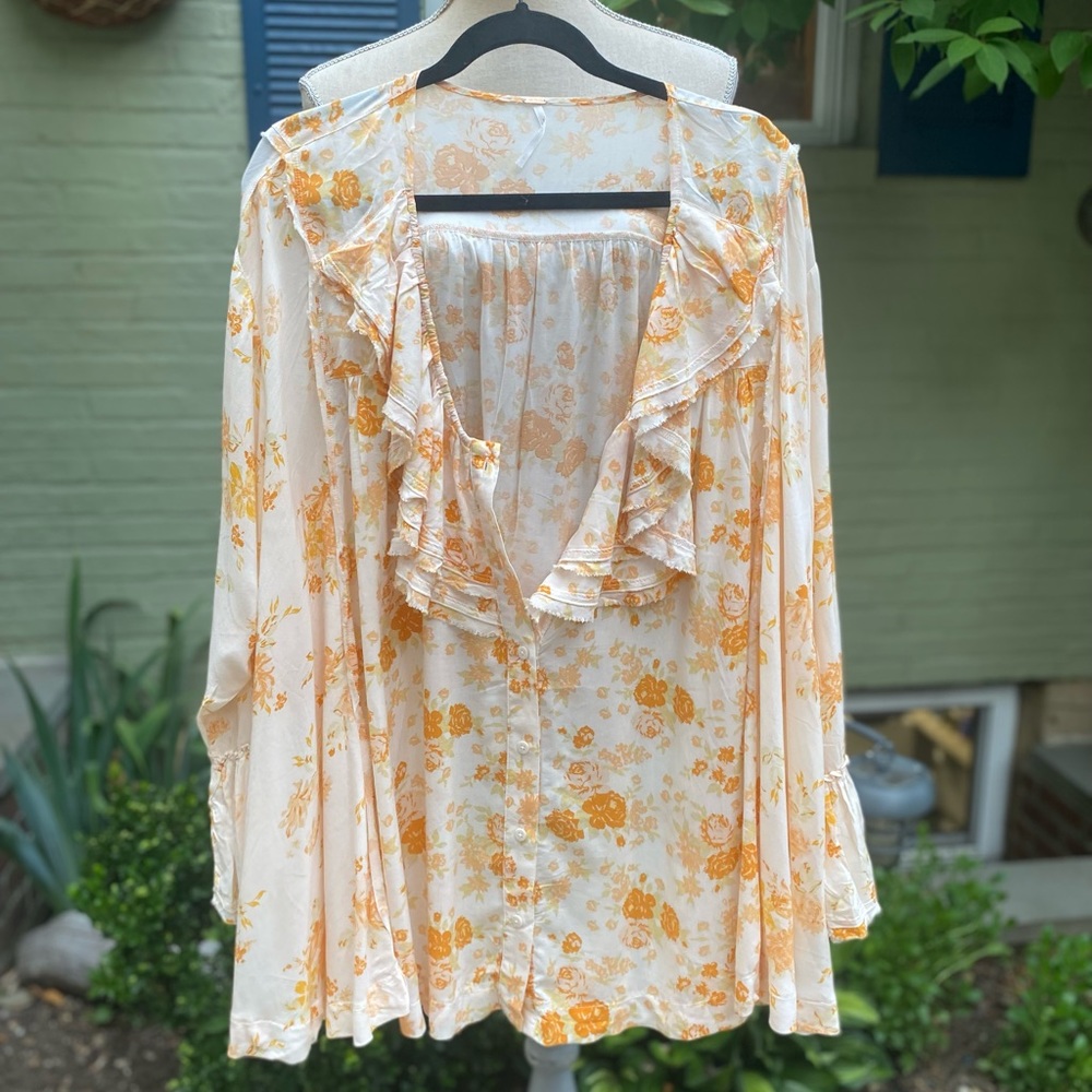 FREE PEOPLE FLORAL BLOUSE